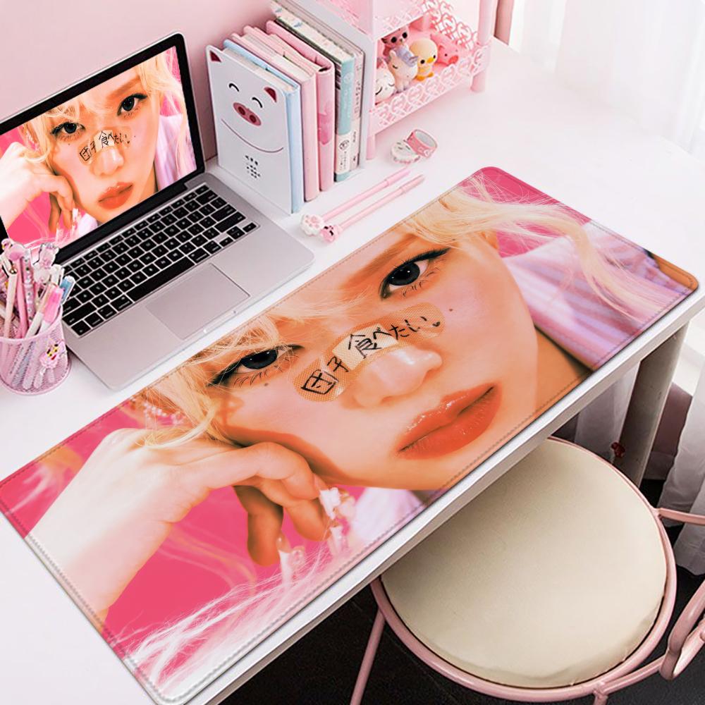 KPOP-aespas Mouse Pad 90x40CM  - Desk Setup Kpop recensione e prezzo