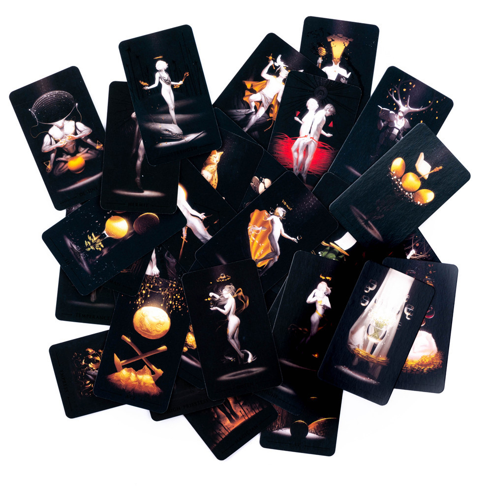 True Black Tarot Cards 78 Card - Desk Setup Black recensione e prezzo
