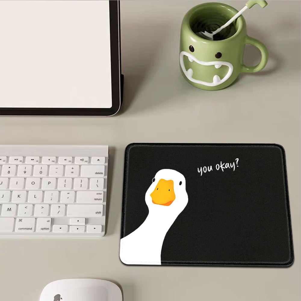 Black Mini Mouse Pad Funny Goo - Desk Setup Black recensione e prezzo