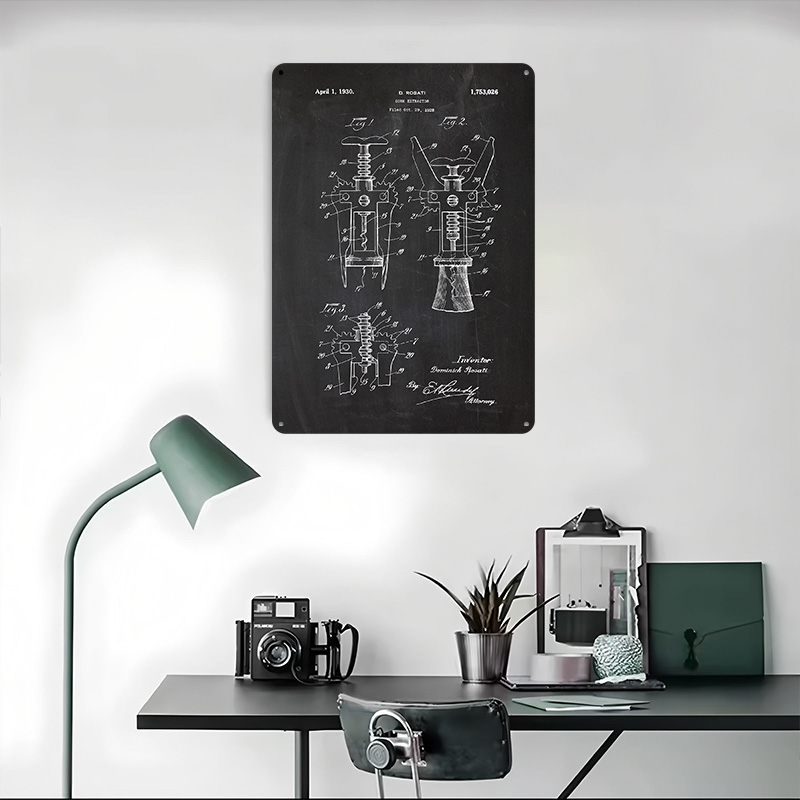 1928 Cork Extractor Tinplate P - Desk Setup Art recensione e prezzo